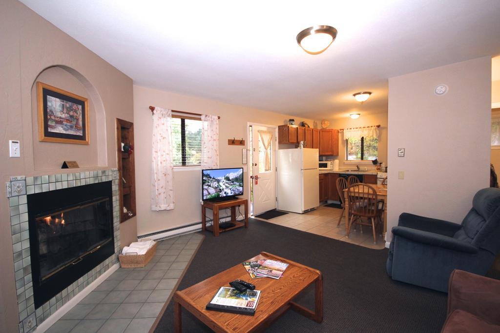 Streamside On Fall River Estes Park Exterior foto