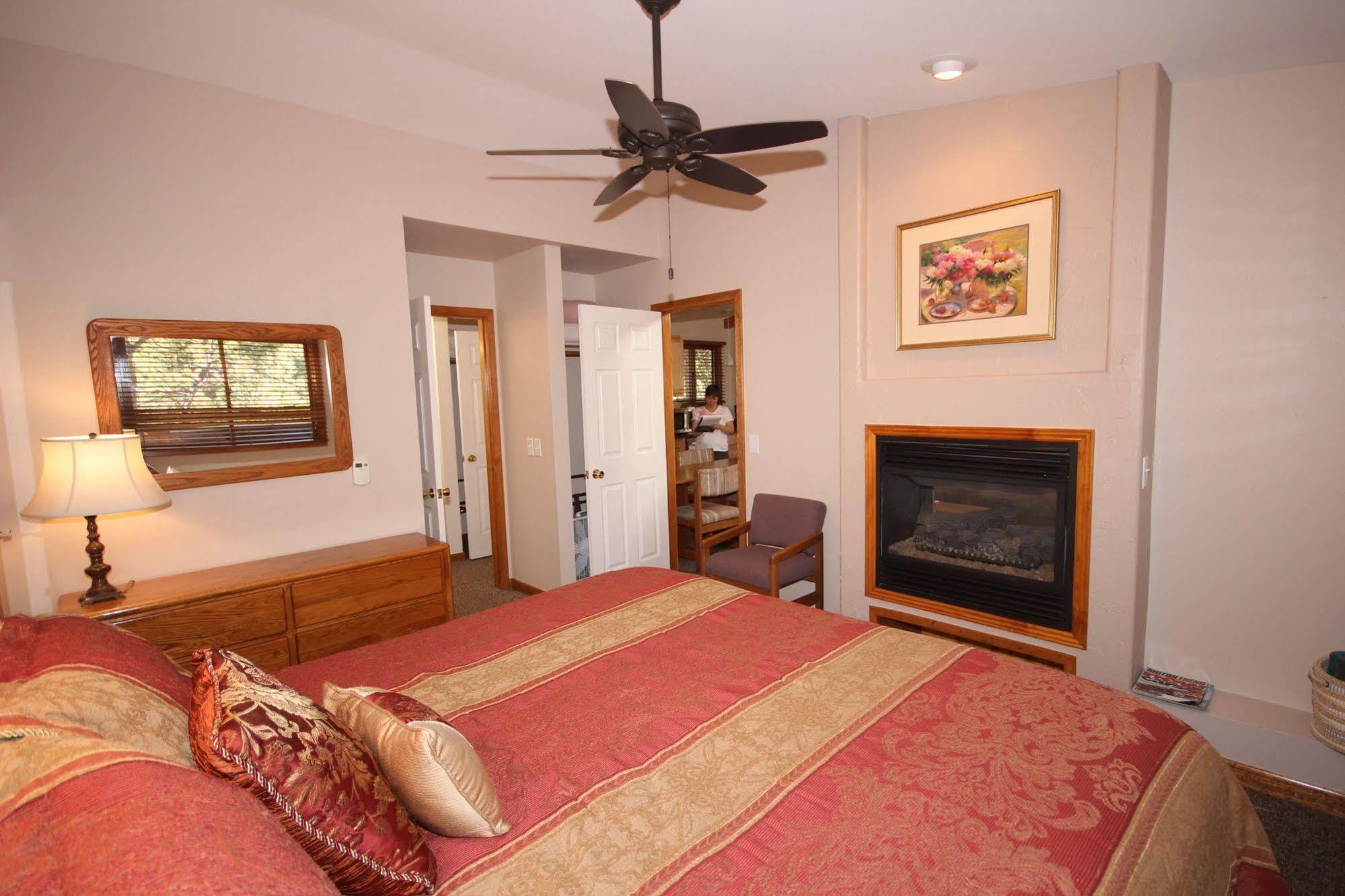 Streamside On Fall River Estes Park Exterior foto