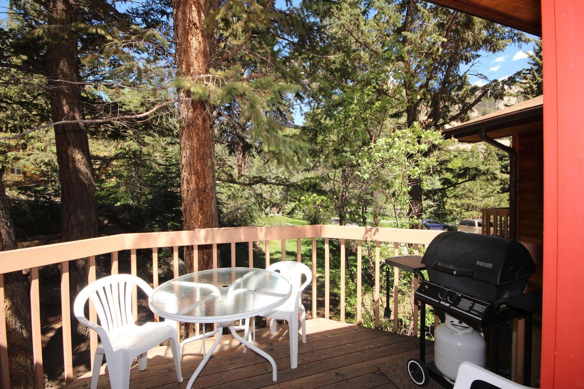 Streamside On Fall River Estes Park Exterior foto